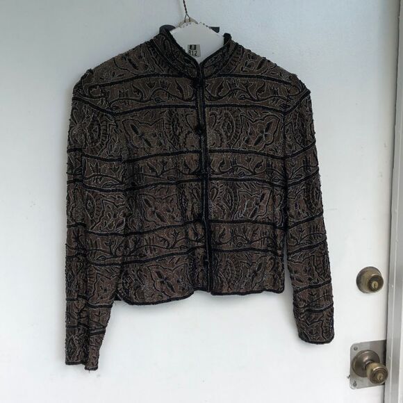 Adrianna Papell Evening - Picture 1 of 6